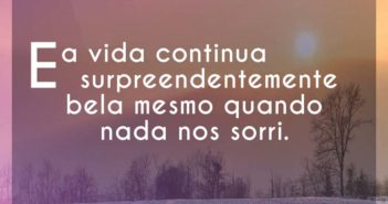 E a vida continua surpreendenteme… Lenine E a vida continua surpreendenteme - Lenine