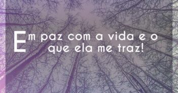 Em paz com a vida e o que ela me… Roberto Carlos Em paz com a vida e o que ela me - Roberto Carlos