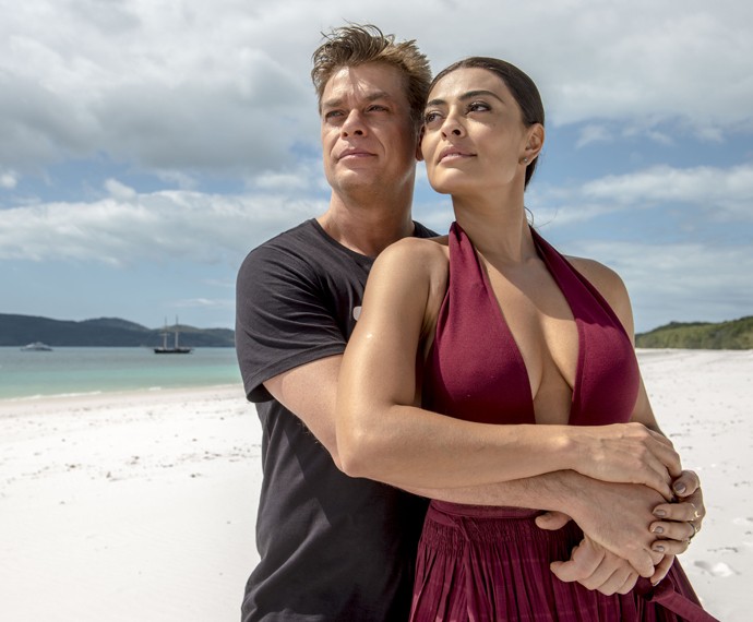 Carolina (Juliana Paes) e Arthur (Fábio Assunção) Novela Totalmente Demais