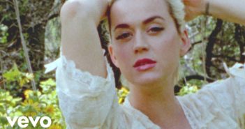 Katy Perry – Daisies (Official) – Em Alta Katy Perry - Daisies (Official) com letras - baixar - vídeo