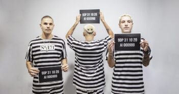 Kant ft. Nog e Spinardi – Click Clack Bum Kant ft. Nog e Spinardi - Click Clack Bum com letras - baixar - vídeo